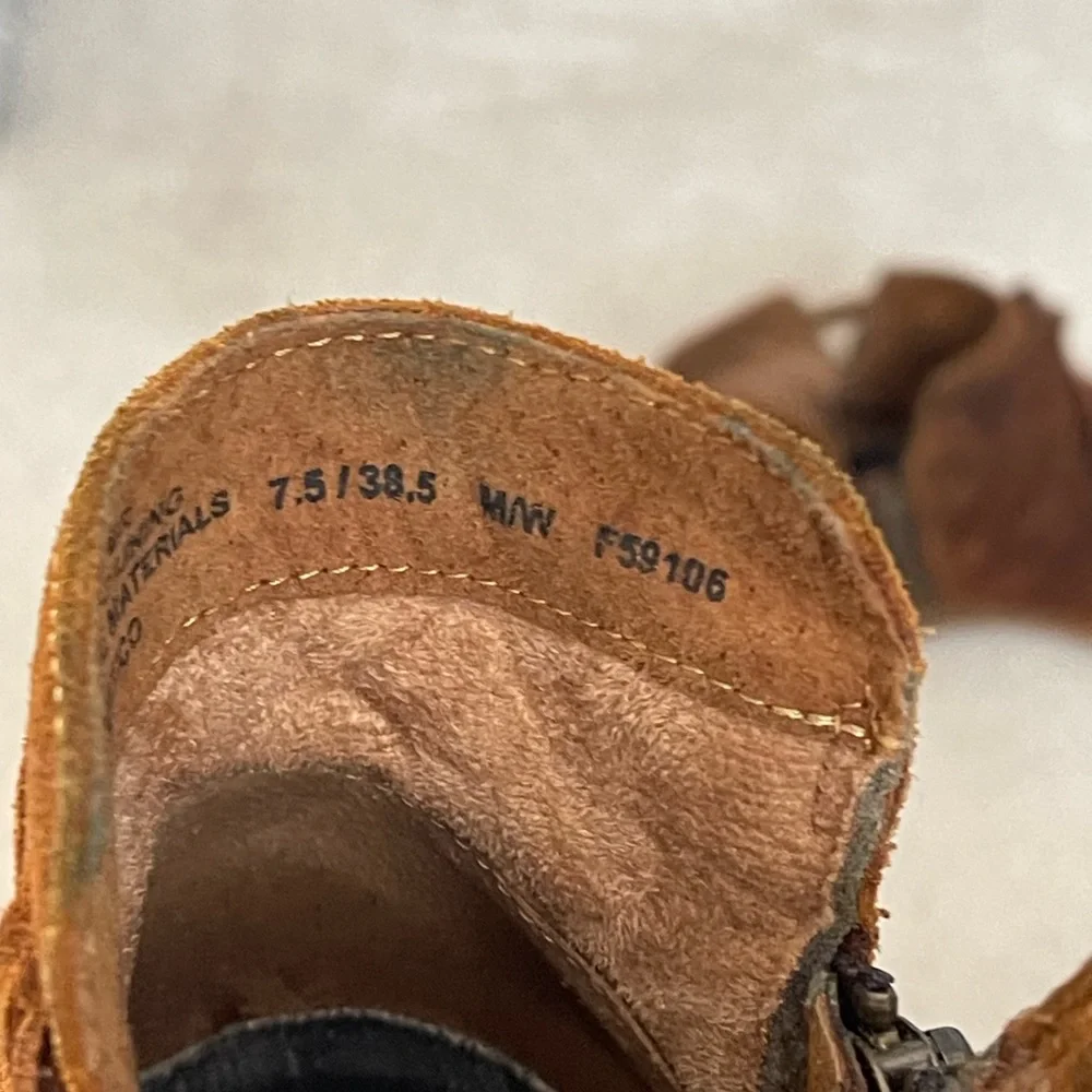 BORN brown leather booties - Picture 6 of 8